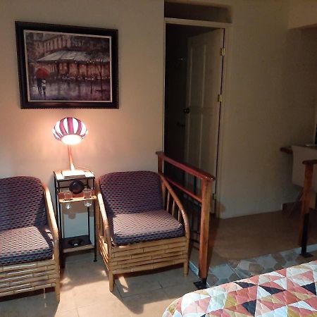 Marita'S Bed And Breakfast 纽沃阿雷纳尔 外观 照片