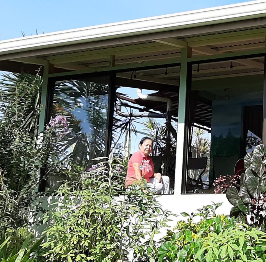 Marita'S Bed And Breakfast 纽沃阿雷纳尔 外观 照片